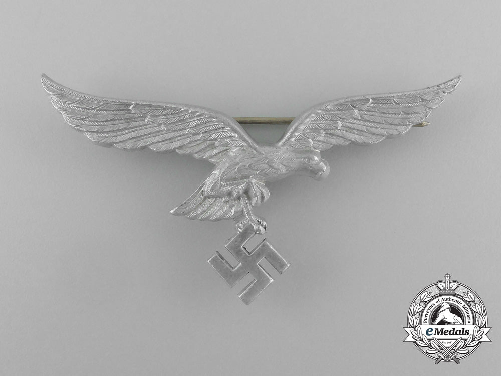 a_luftwaffe_officer’s_summer_tunic_breast_eagle_aa_2047