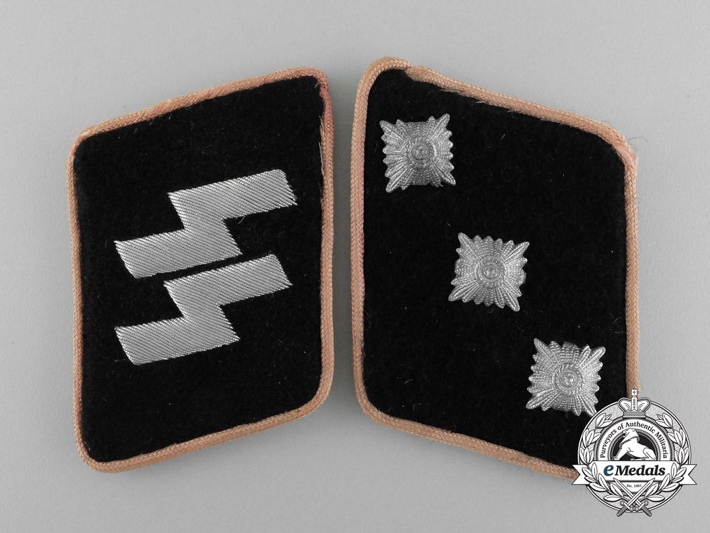 a_set_of_waffen-_ss_untersturmführer_panzerjäger/_ani-_tank_collar_tabs&_shoulder_boards_aa_2069