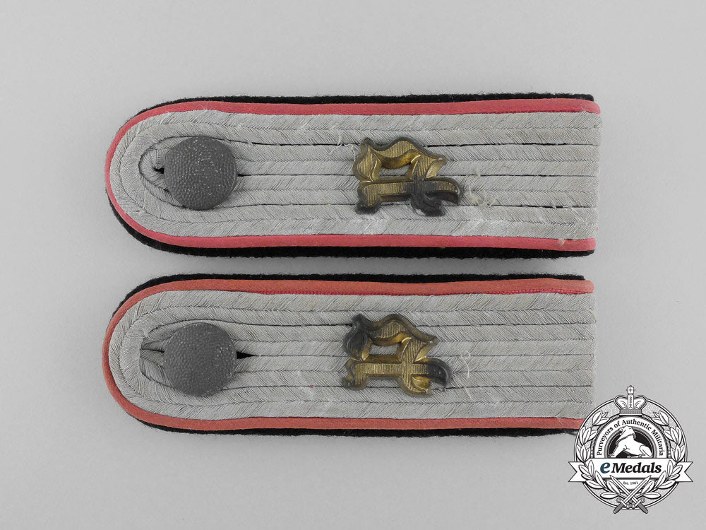 a_set_of_waffen-_ss_untersturmführer_panzerjäger/_ani-_tank_collar_tabs&_shoulder_boards_aa_2072