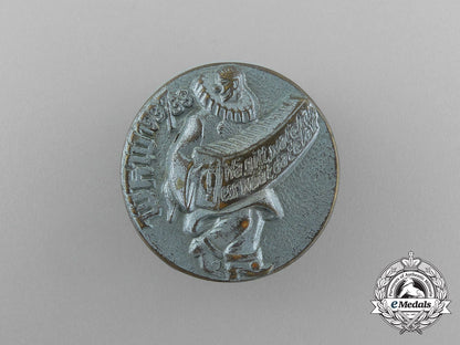 a1937/38_whw(_winter_relief_of_the_german_people)_rheinland_karneval_donation_badge_aa_2167