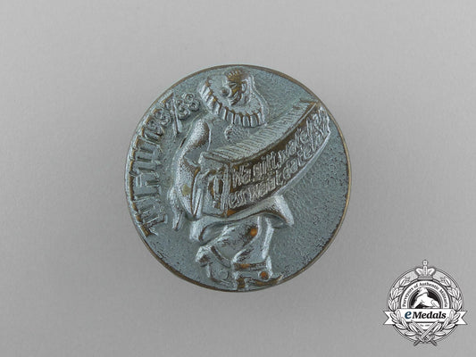 a1937/38_whw(_winter_relief_of_the_german_people)_rheinland_karneval_donation_badge_aa_2167
