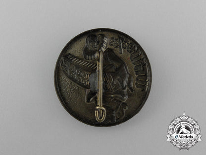 a1937/38_whw(_winter_relief_of_the_german_people)_rheinland_karneval_donation_badge_aa_2168