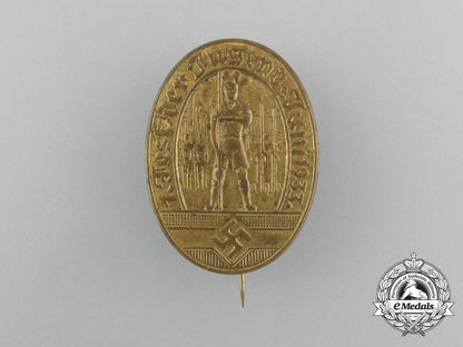 a19331_st_festival_of_youths_badge_aa_2173