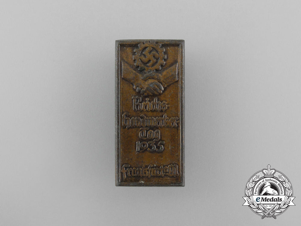 a1935_reichs_day_of_tradesmen_in_frankfurt_on_the_main_badge_aa_2183