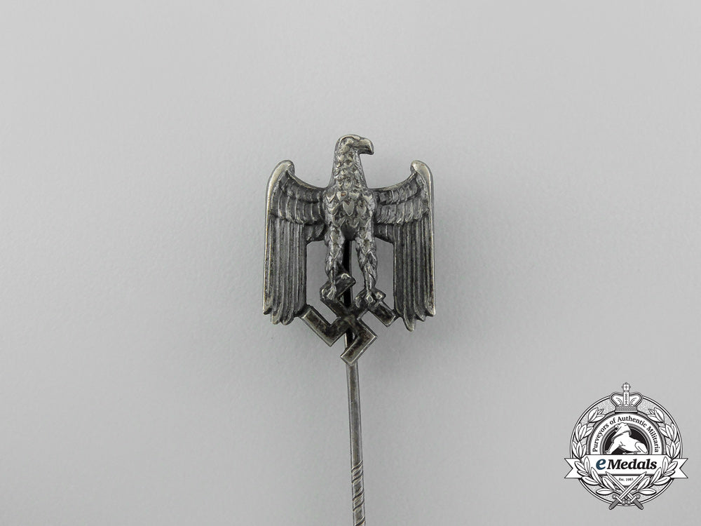 germany,_wehrmacht._an_off-_duty_lapel_stick_pin_aa_2509