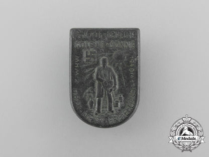 a1940/41_region_koblenz-_trier“_golden_sun_over_this_free_nation”_badge_aa_2518