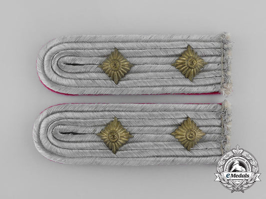a_mint_pair_of_wehrmacht_heer(_army)_staff_hauptmann_shoulder_boards_aa_2550