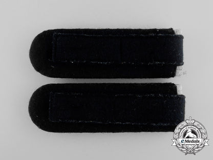 germany,_ss._a_pair_of_medical_personnel_untersturmführer_rank_shoulder_boards_aa_2559_1_1