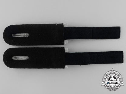 germany,_ss._a_pair_of_medical_personnel_untersturmführer_rank_shoulder_boards_aa_2561_1_1