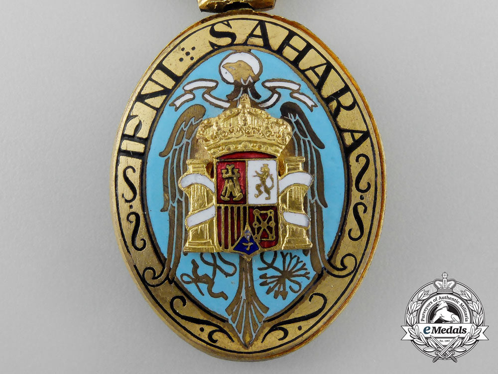 spain._a_campaign_medal_for_the_ifni_and_the_sahara;1_st_class_for_officers_aa_2654