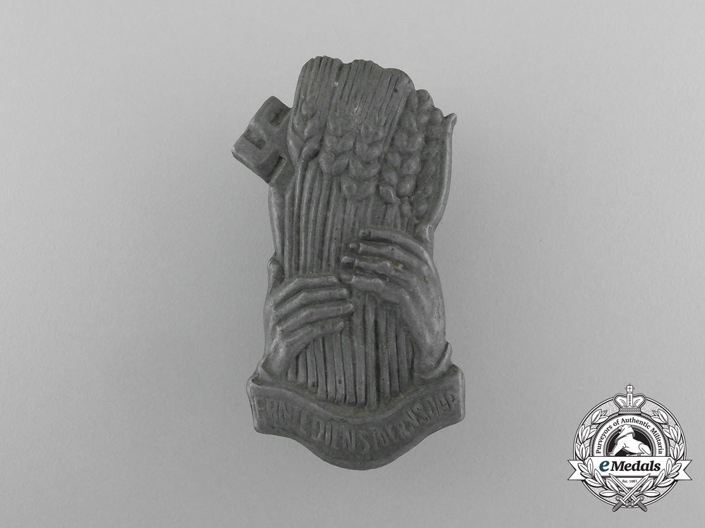 a_third_reich_period_german“_nsdap_harvesting_service/_aide”_badge_aa_2940