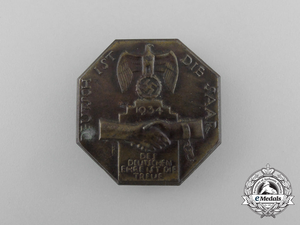 a1934“_the_saar_is_german”_celebration_badge_aa_2950