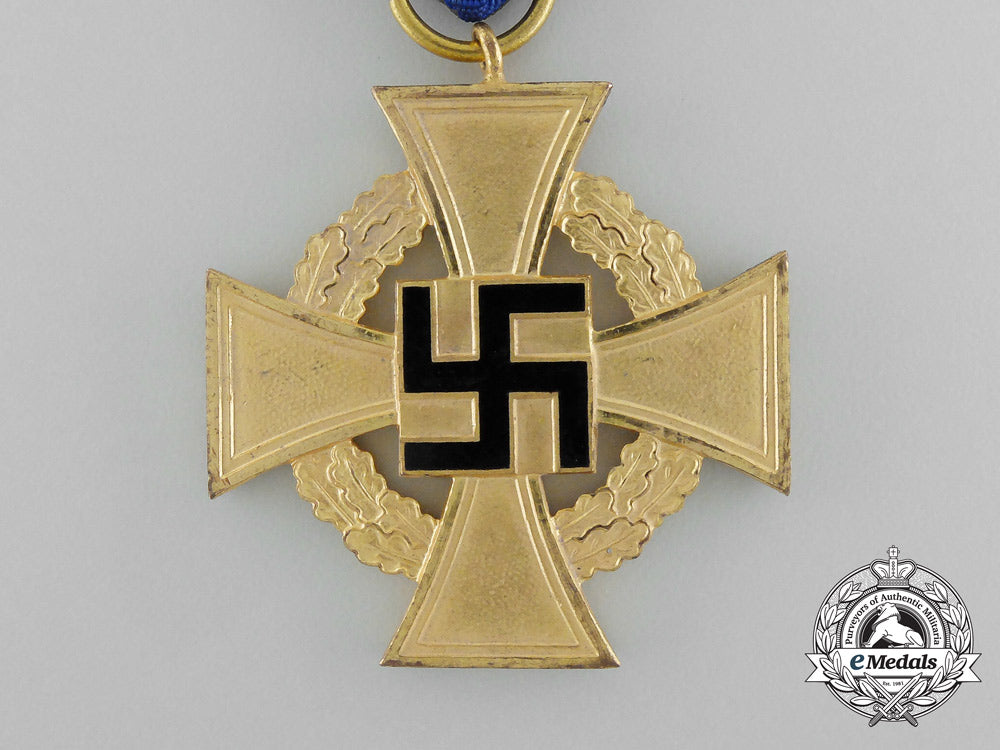 a_cased_german40-_year_faithful_service_cross;_first_class_by_deschler&_sohn_aa_3235