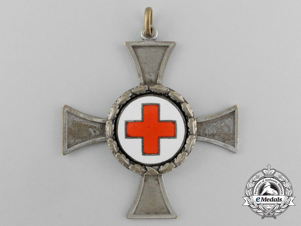 a_drk(_german_red_cross)_sister’s_cross;_silver_grade_with_wreath_aa_3313