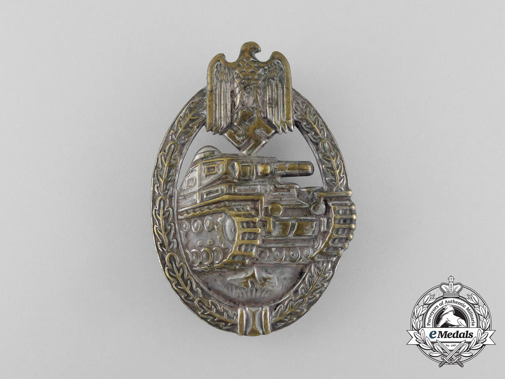 a_second_war_german_silver_grade_tank_badge;_hollow_version_aa_3557