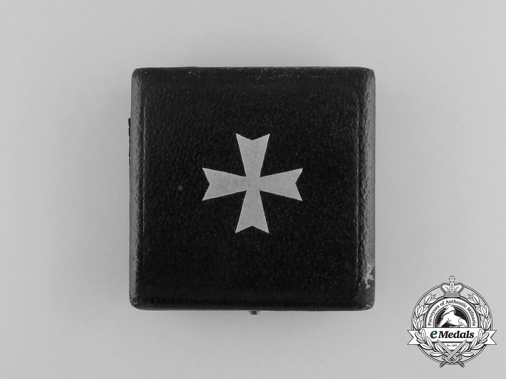 a_mint_war_merit_cross_first_class_in_its_original_case_of_issue_aa_3597