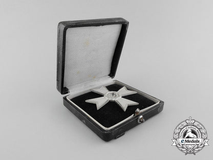 a_mint_war_merit_cross_first_class_in_its_original_case_of_issue_aa_3598