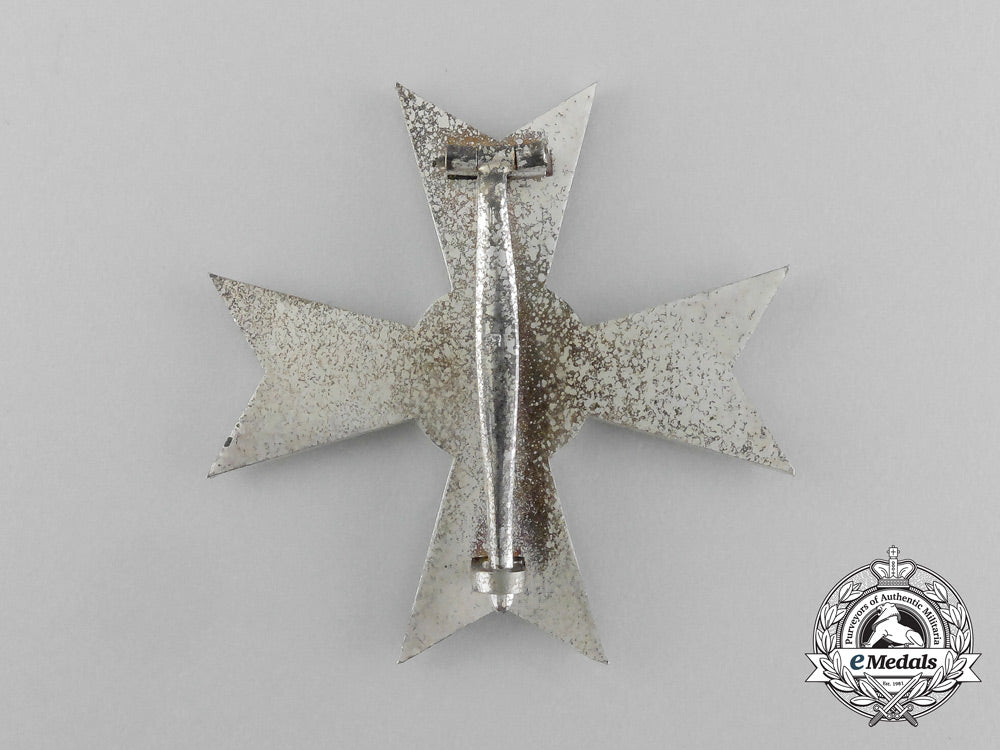 a_mint_war_merit_cross_first_class_in_its_original_case_of_issue_aa_3600