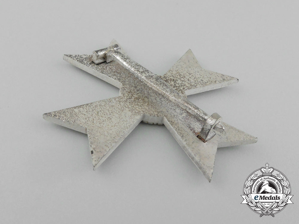 a_mint_war_merit_cross_first_class_in_its_original_case_of_issue_aa_3602