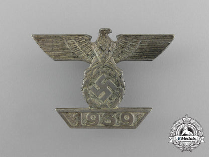 a_clasp_to_the_iron_cross1939_first_class;_type_ii_aa_3675