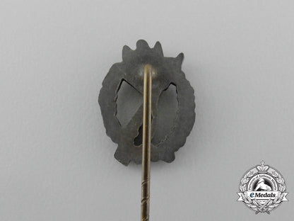 a_miniature_silver_grade_assault_badge_stick_pin_aa_3686