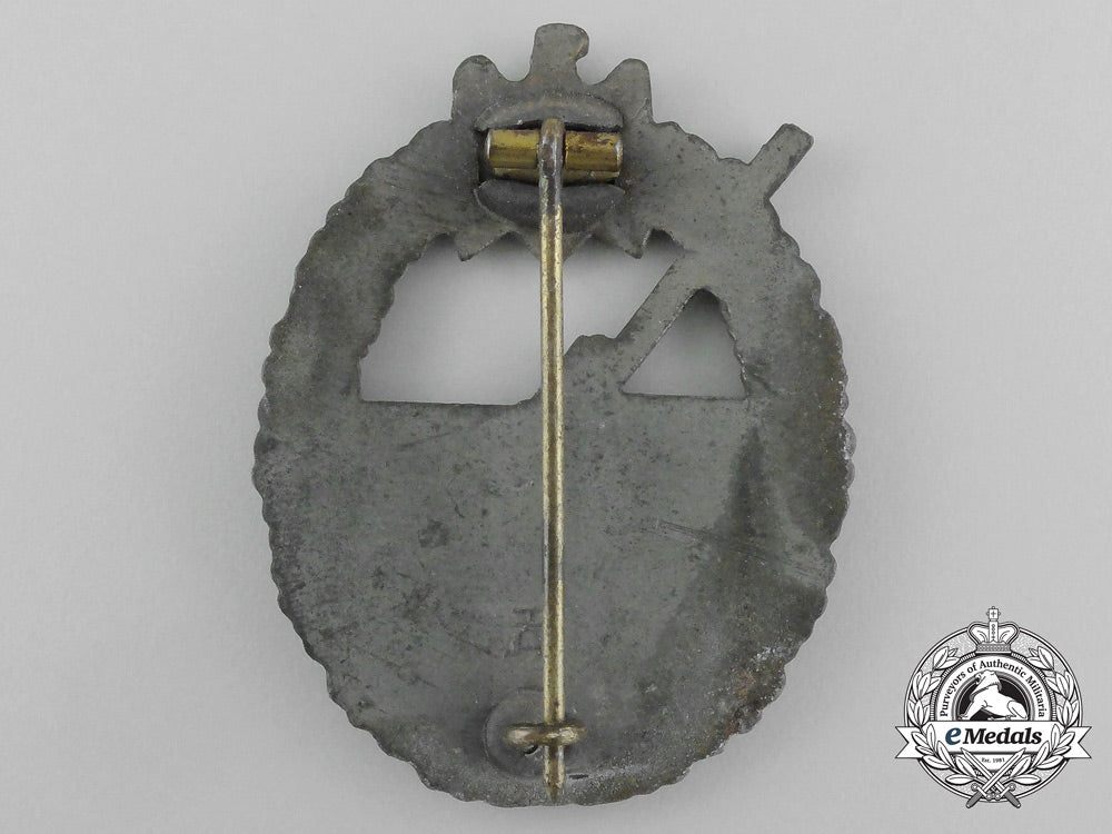a_kriegsmarine_coastal_artillery_war_badge_by_hermann_aurich_aa_3844