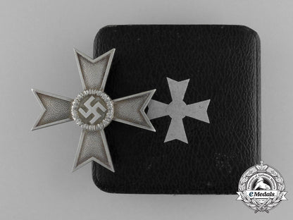 a_mint_war_merit_cross_first_class_by_deschler&_sohn_in_its_case_of_issue_aa_3855