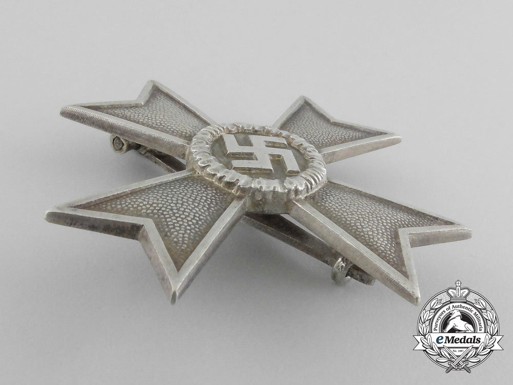 a_mint_war_merit_cross_first_class_by_deschler&_sohn_in_its_case_of_issue_aa_3859