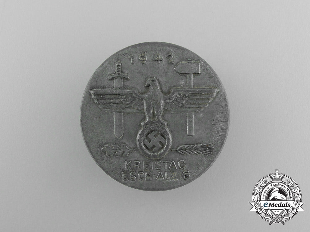 a1942_nsdap_esch-_alzig_district_council_day_badge_aa_3917