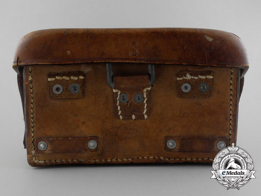 germany,_sa._a(_sturmabteilung)_medical_pouch,_by_g.e.leuner_aa_4064_3
