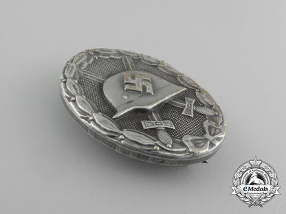a_second_war_german_silver_grade_wound_badge_by_steinhauer&_luck_aa_4143