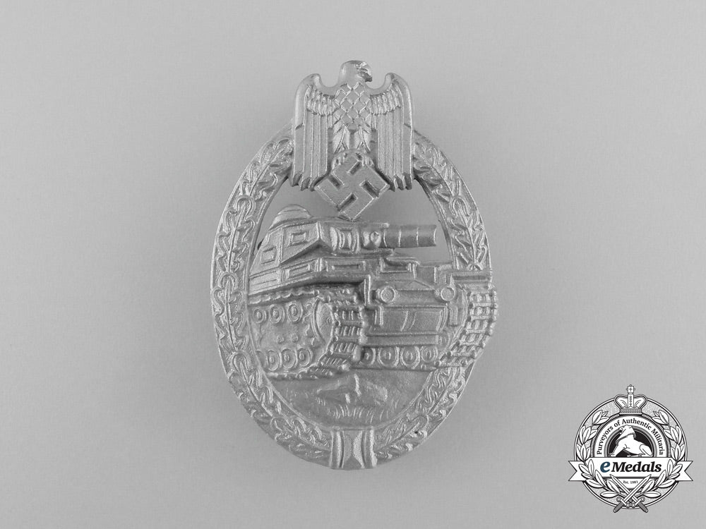 an_absolutely_mint_second_war_german_silver_grade_tank_badge_by_ferdinand_wiedmann_aa_4413