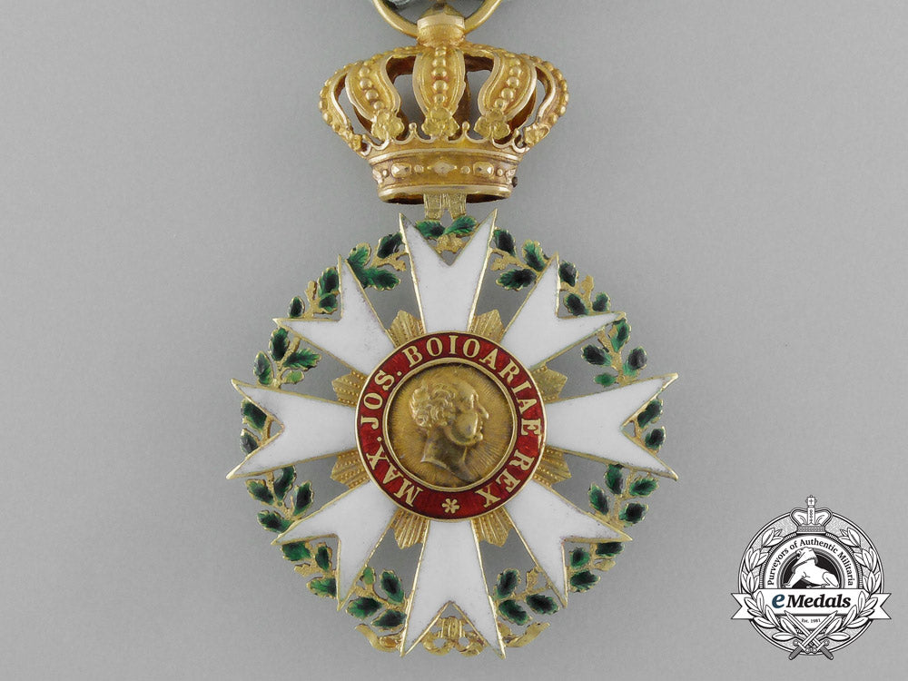 a_merit_order_of_bavarian_crown;_knight’s_badge_in_gold_aa_4444