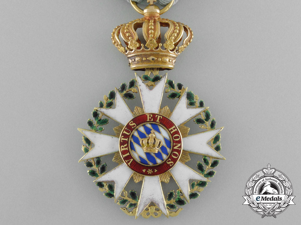 a_merit_order_of_bavarian_crown;_knight’s_badge_in_gold_aa_4445