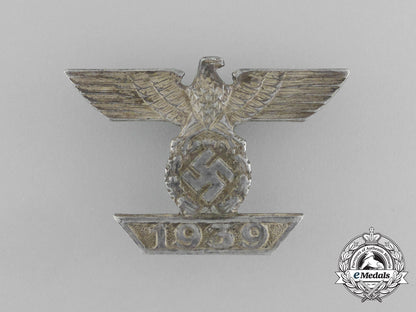 a_clasp_to_the_iron_cross1939_first_class;_second_type_aa_4476