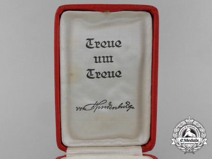 a_cased_named_honour_cross_of_the_world_war1914/1918_by_orden-_herstellergemeinschaft_aa_4563_2