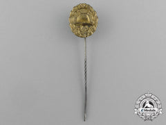 A First War German Gold Grade Wound Badge Miniature Stick Pin