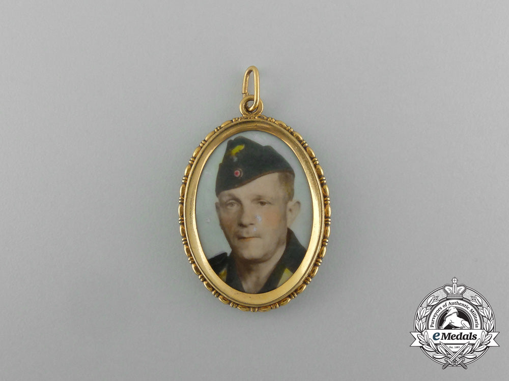 a_second_war_luftwaffe_sweetheart_pennant_aa_4752