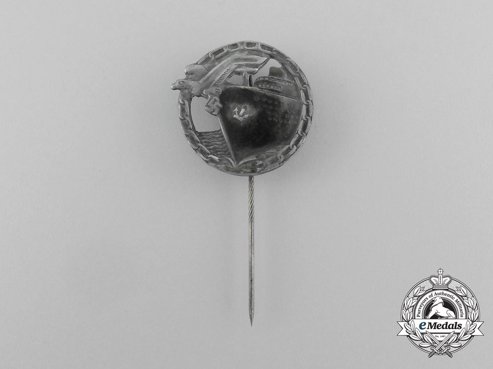 a_kriegsmarine_blockade_runner_badge_miniature_stick_pin_aa_4763