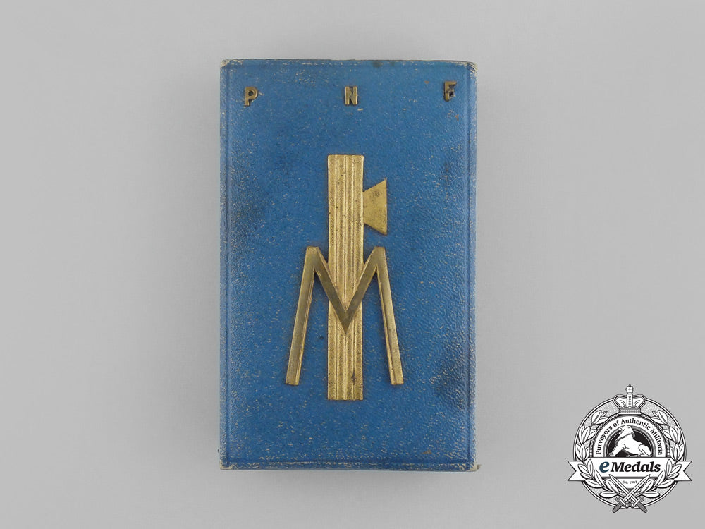 an_italian_national_fascist_party(_pnf)_award_case_aa_4988