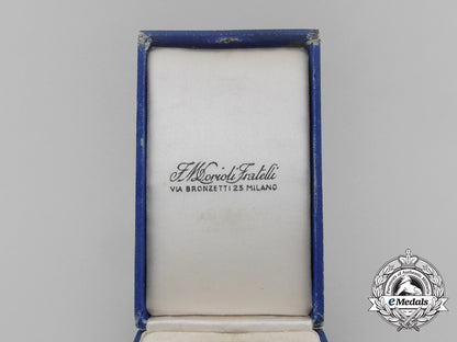 an_italian_national_fascist_party(_pnf)_award_case_aa_4992
