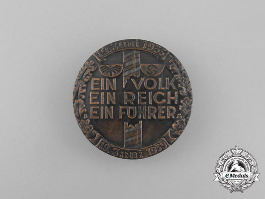 a1939“_one_volk,_one_nation,_one_leader”_celebration_badge_aa_5293