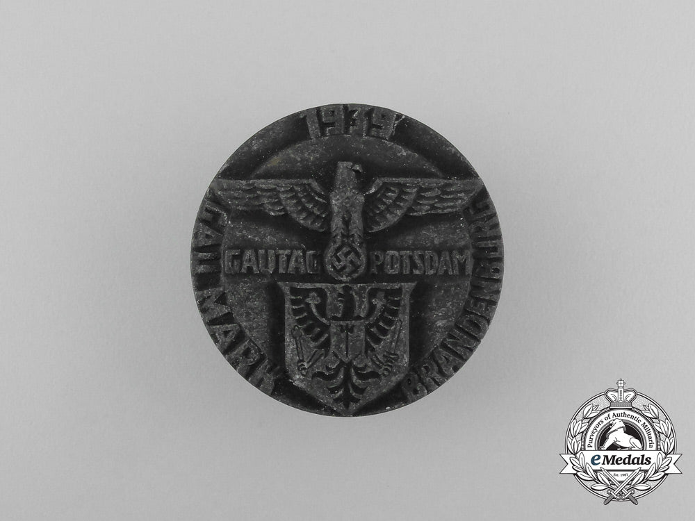 a1939_regional_district_brandenburg_council_day_badge_by_b.h._mayer_aa_5311