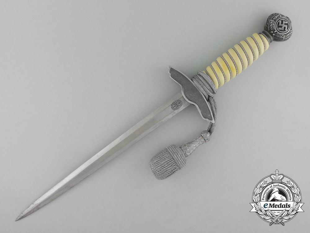 a2_nd_pattern_luftwaffe_dagger_by_e.&_f._horster&_co_gmbh,_solingen_aa_5397