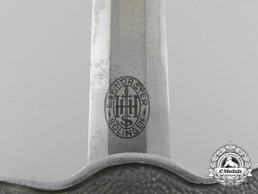 a2_nd_pattern_luftwaffe_dagger_by_e.&_f._horster&_co_gmbh,_solingen_aa_5398