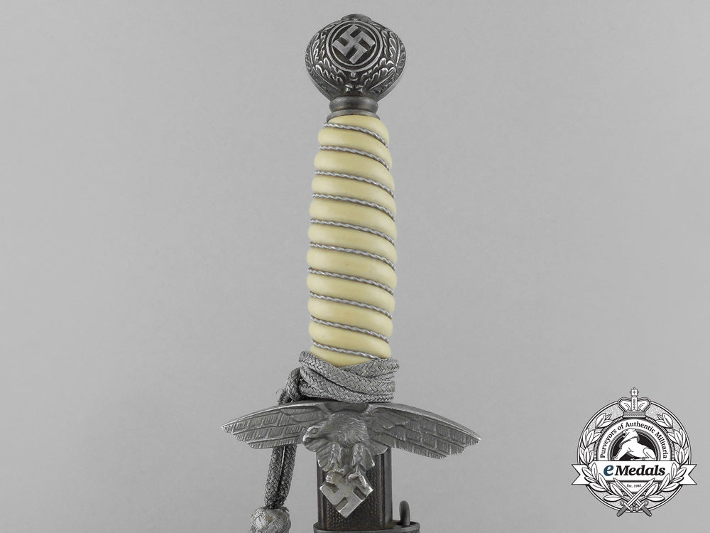a2_nd_pattern_luftwaffe_dagger_by_e.&_f._horster&_co_gmbh,_solingen_aa_5402