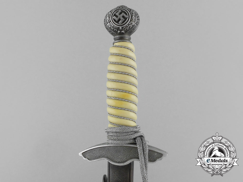 a2_nd_pattern_luftwaffe_dagger_by_e.&_f._horster&_co_gmbh,_solingen_aa_5403
