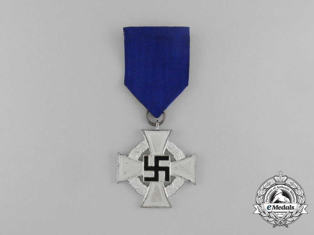 a25_year_faithful_service_cross_with_award_document_aa_5494