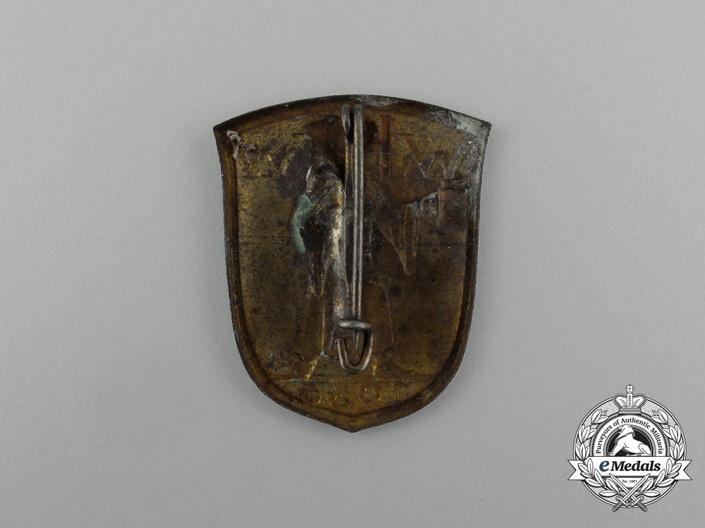 a1936_whw(_winter_relief_of_the_german_people)_donation_badge_aa_5502