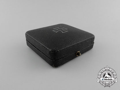 a_mint_iron_cross1939_first_class_in_its_original_case_of_issue_aa_5806